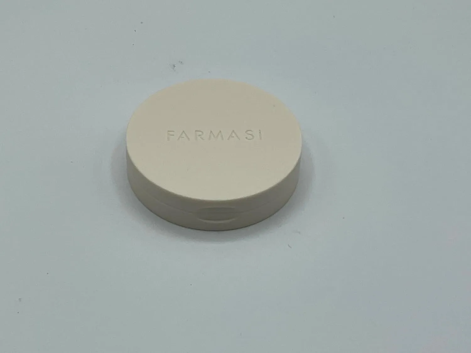 FARMASI Powder blush (03 Cool Queen) - Velvet Texture Long-Lasting Versatile Shades Buildable Color Makeup Essential Cheek Enhancement Radiant Complexion Beauty Product