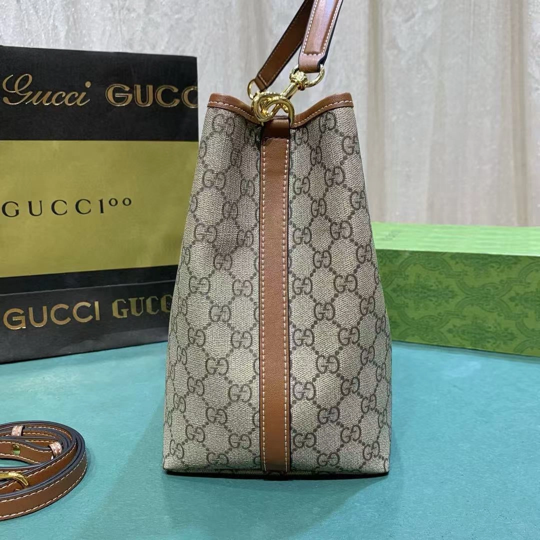 GC698 GG Emblem Small Shoulder Bag / 9.8"W x 9.8"H x 5.9"D