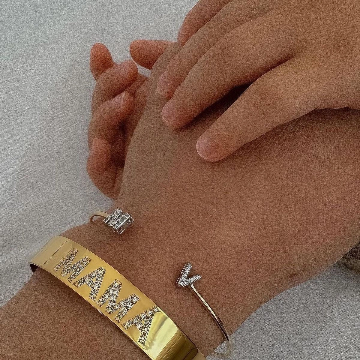 Initial Bangle Silver - C