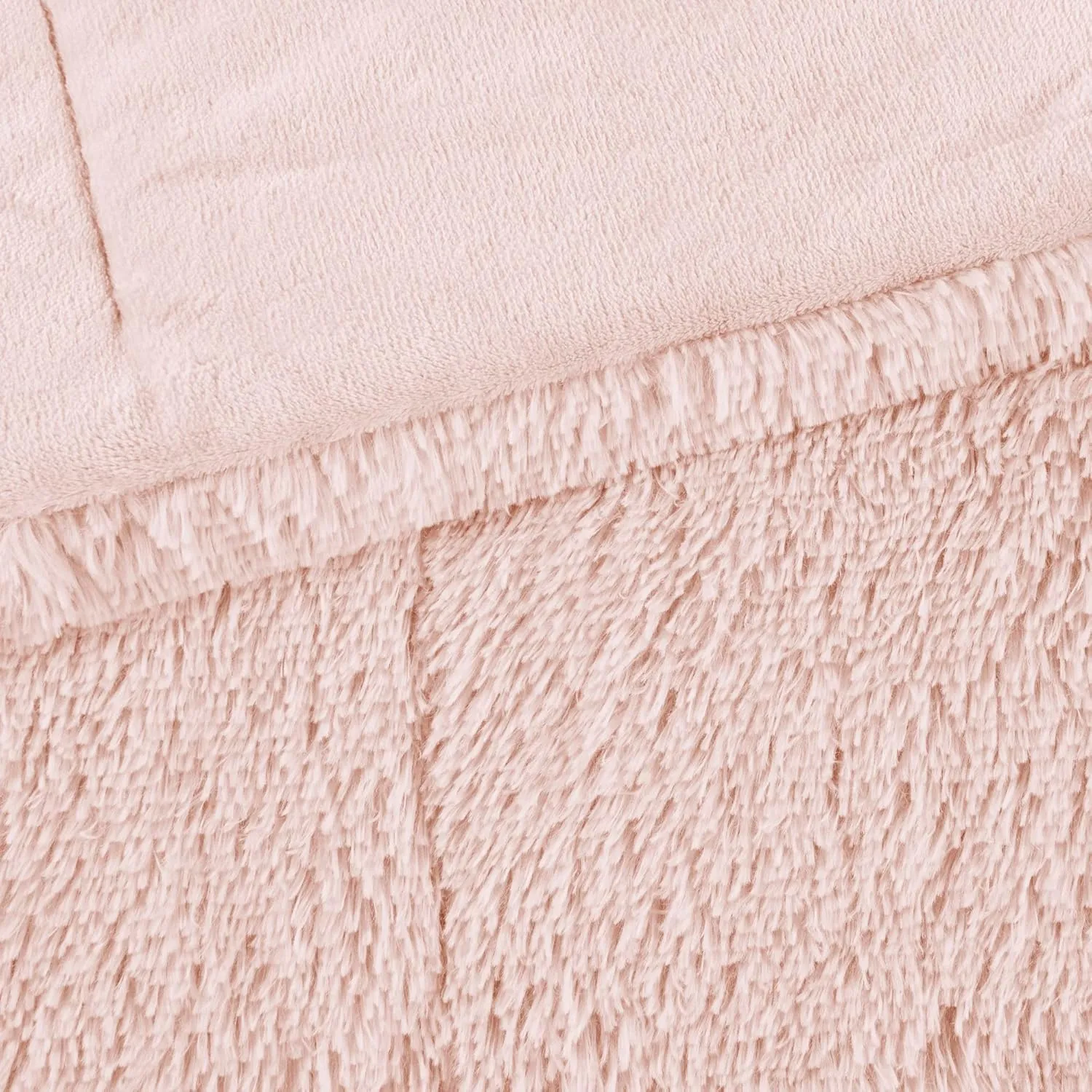 Intelligent Design Malea Shaggy Comforter Set, Long Faux Fur Cozy Down Alternative, Modern Casual Ultra Soft All Season Fluffy Bedding with Matching Sham, Full/Queen, Blush 3 Piece