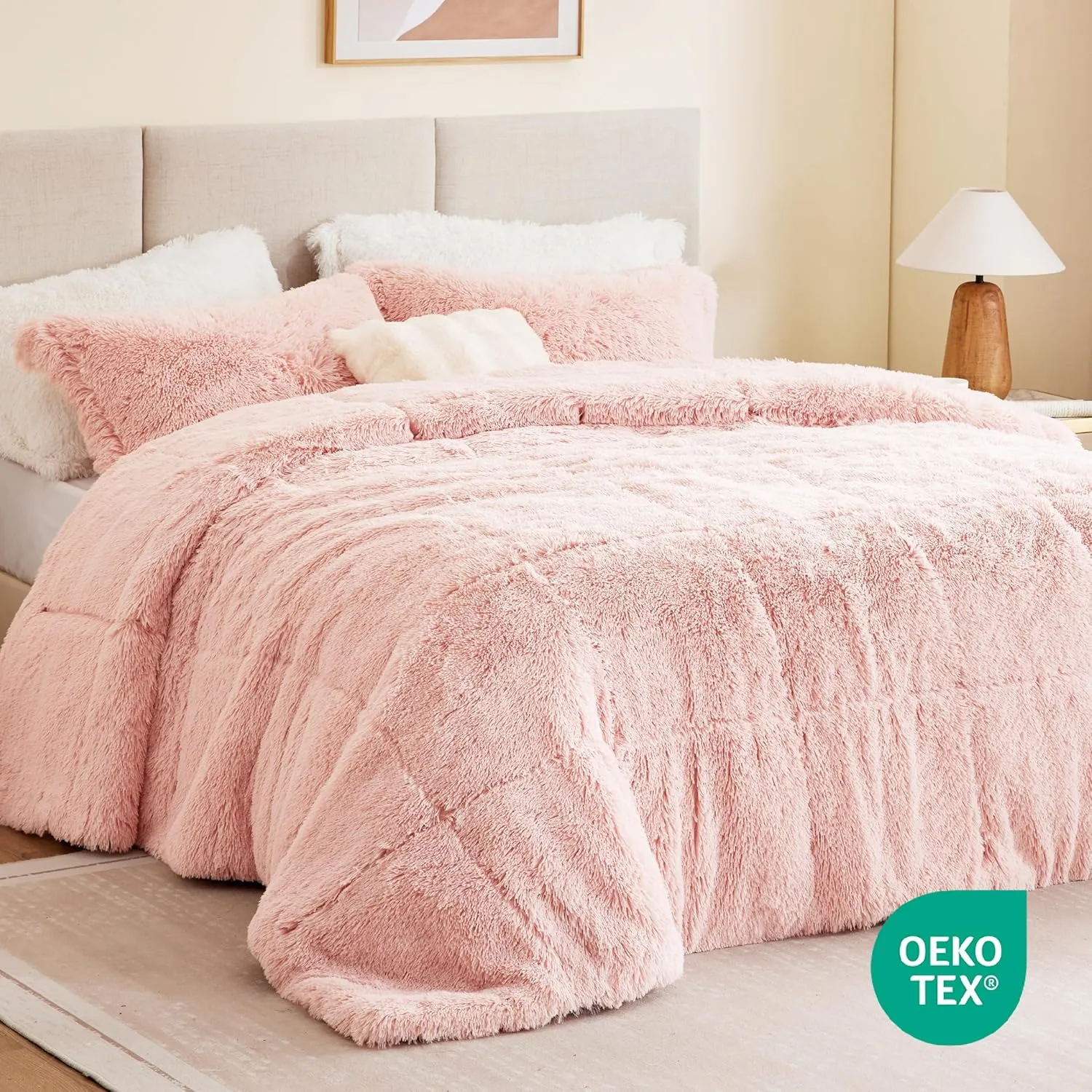 Intelligent Design Malea Shaggy Comforter Set, Long Faux Fur Cozy Down Alternative, Modern Casual Ultra Soft All Season Fluffy Bedding with Matching Sham, Full/Queen, Blush 3 Piece