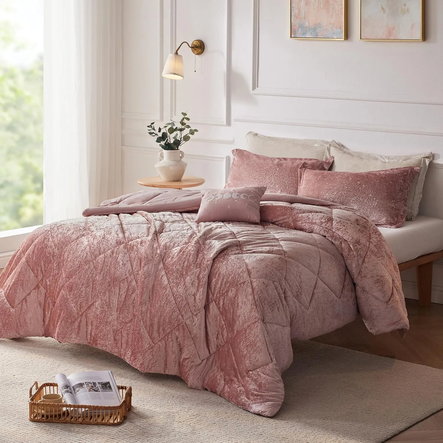 Intelligent Design Twin Velvet Duvet Cover Set with Blush Finish ID12-1782