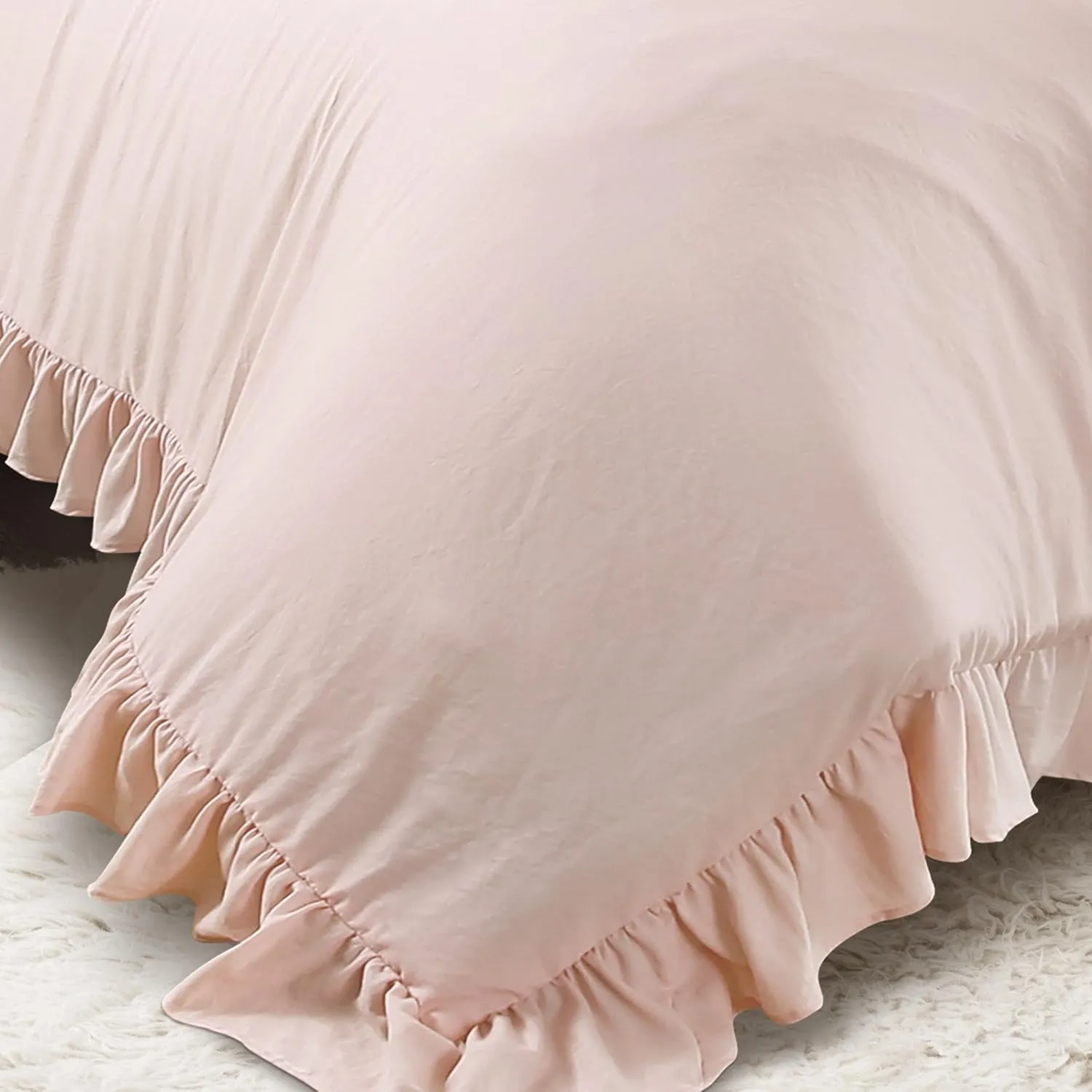 Lush Decor Reyna Ruffle Comforter Set - 3 Piece Cozy Ruffled Bedding Set - Timeless Elegance and Comfort for Dorm Room - Full/ Queen, Blush