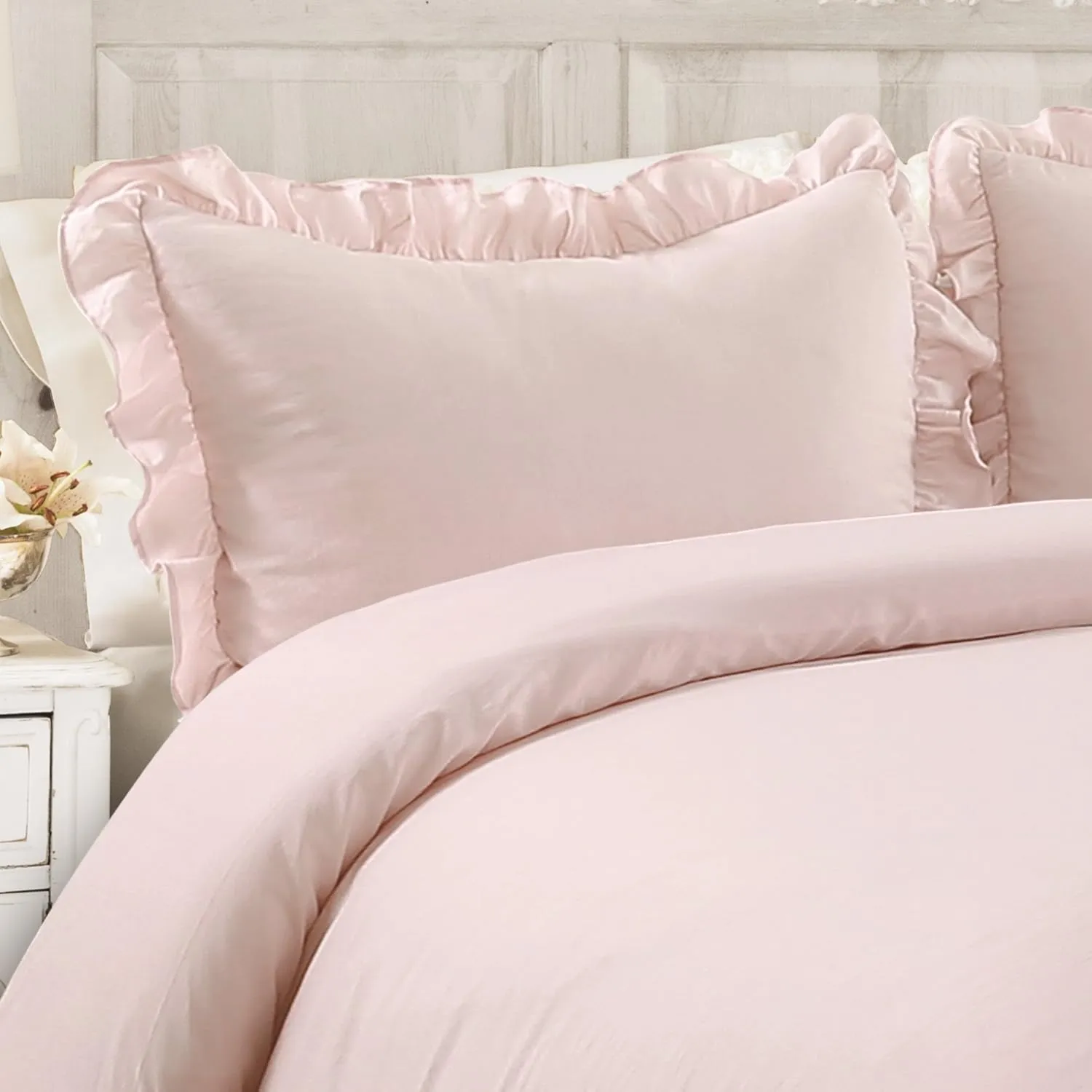 Lush Decor Reyna Ruffle Comforter Set - 3 Piece Cozy Ruffled Bedding Set - Timeless Elegance and Comfort for Dorm Room - Full/ Queen, Blush