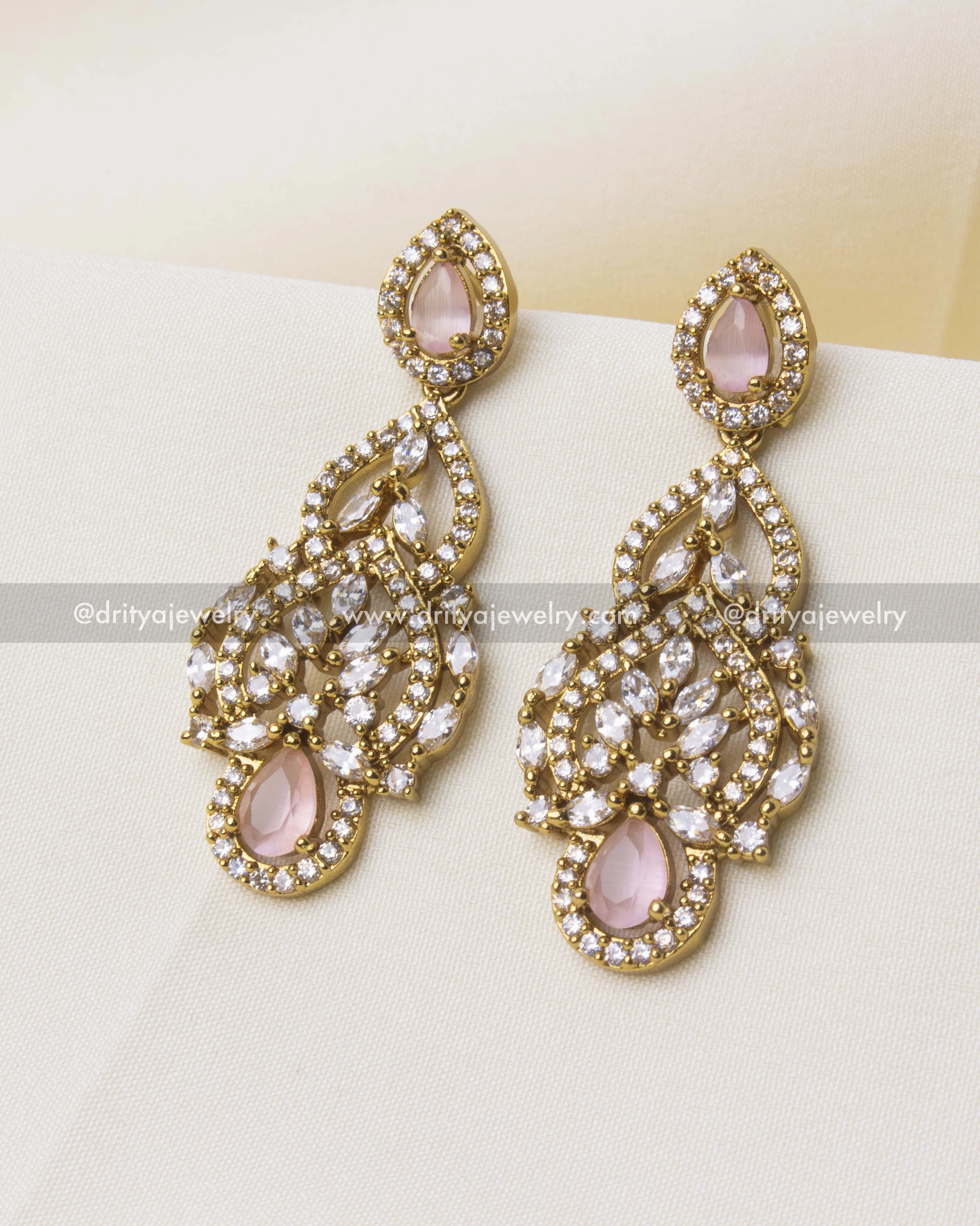 Victorian Short Necklace Set - Blush Pink